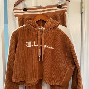 2 piece Womens Champion Reverse Weave Corduroy set (LARGE)